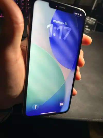 Iphone 11 pro max 64gb 100% battery health!OBO, View more