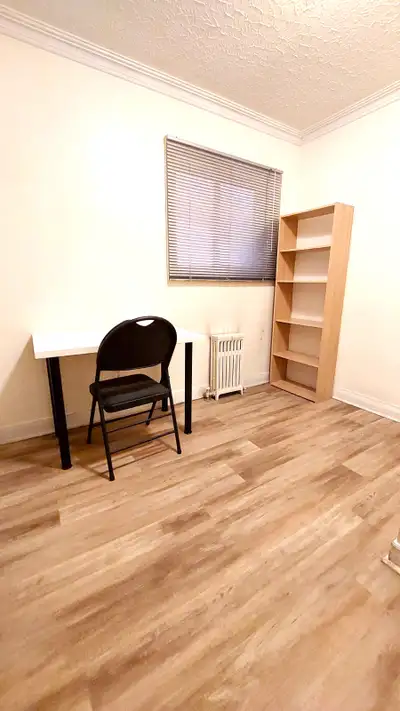*** Room next to Eglinton West Subway for female college student