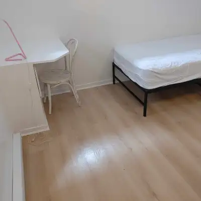 Chambre meublée à louer au mois ou à la semaine