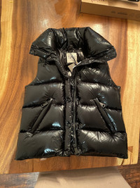 NWT SAM. New York Simone puffer vest in black medium