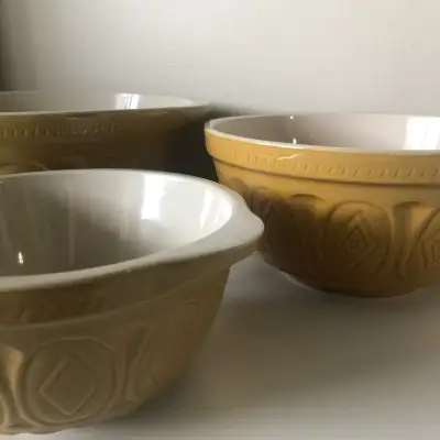 Large Nesting Ceramic Bowls set, View more