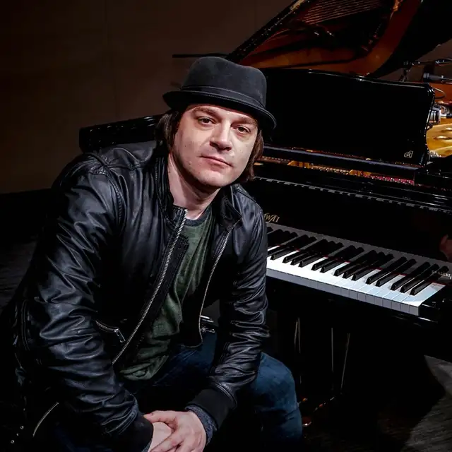 Piano, Keyboard Lessons (with Ear Training, Theory, etc.)64722638007554120