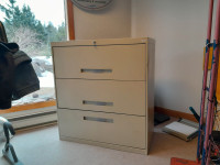 3 drawer lateral file cab metal. commercial  MAKE OFFER
