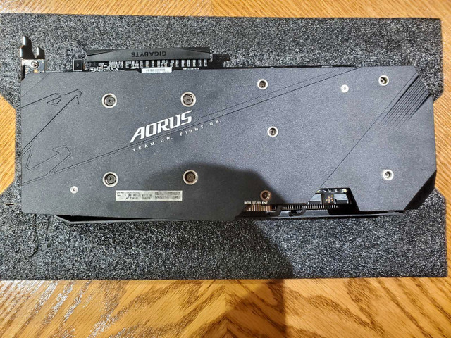 Gigabyte Aorus 5700XT Graphics Card in System Components in Kitchener / Waterloo - Image 4