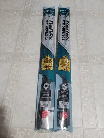 NEW Reflex Ice Defence 22" Wiper Blades Description from Canadian Tire Website: *Optimized for snow...