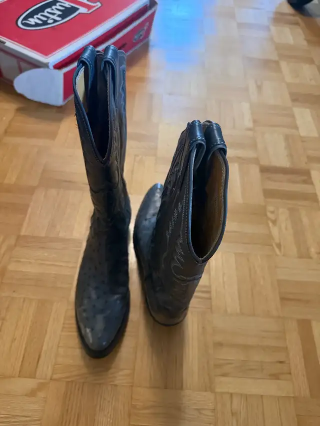 Justin cowboy boots  in Women's - Shoes in Markham / York Region - Image 3