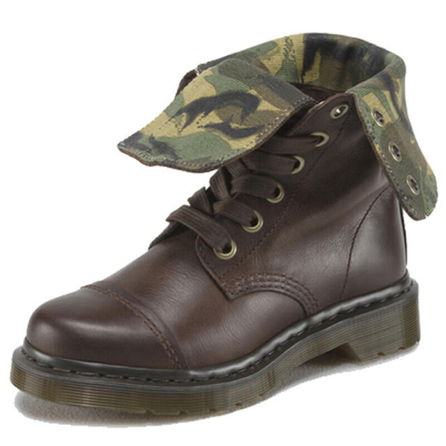 BNIB DR. MARTENS WOMEN'S LEATHER TALL BOOTS US 7 in Women's - Shoes in Mississauga / Peel Region
