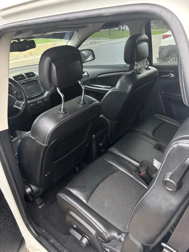 Dodge journey 2015551125909745838083