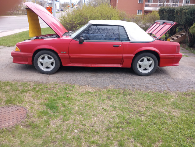 1991 Ford Mustang GT convertible. in Classic Cars in Brockville - Image 2