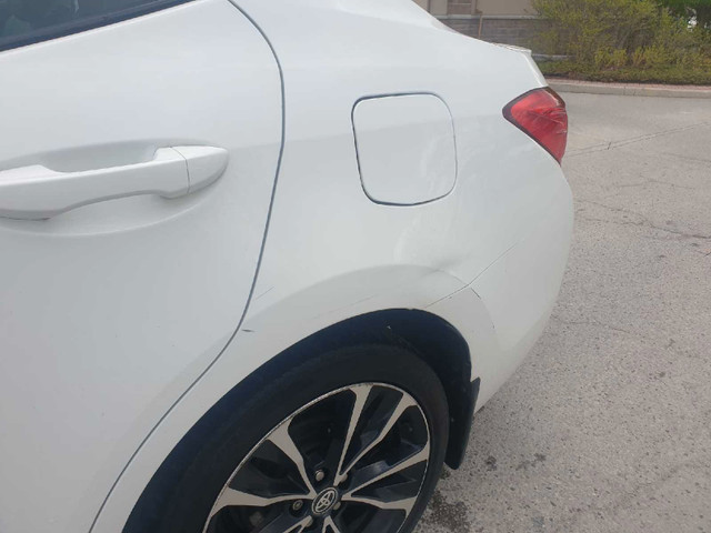 2017 toyota corolla se in Cars & Trucks in Markham / York Region - Image 2