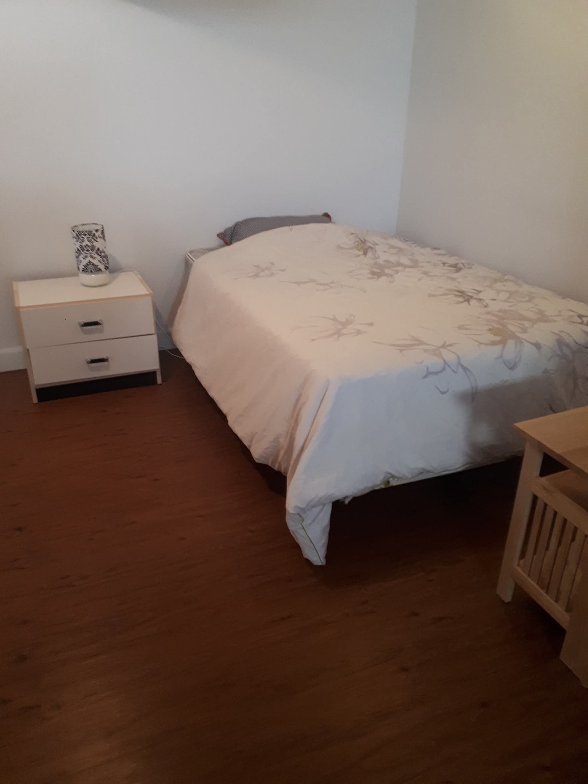 Grande chambre ensoleillée  (Étudiant/Travailleur) — photo 2