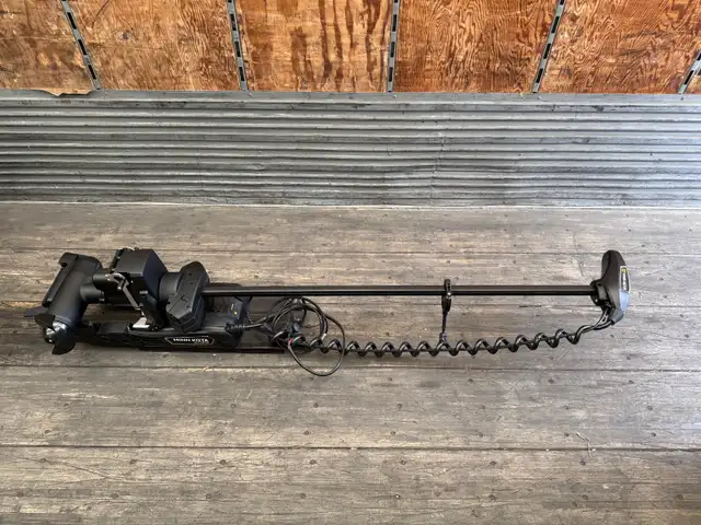 Minn Kota Quest Ulterra 72" - MegaSideImage: Brand New in Other in Kenora - Image 2