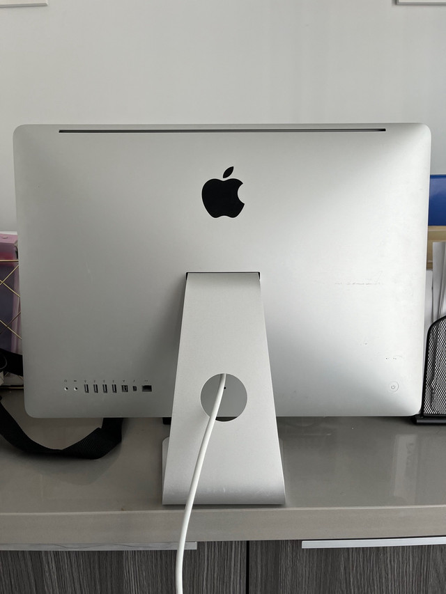 Apple iMac  in Desktop Computers in Edmonton - Image 2