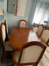 Hardwood Table Set with insert and 6 chairs For Sale