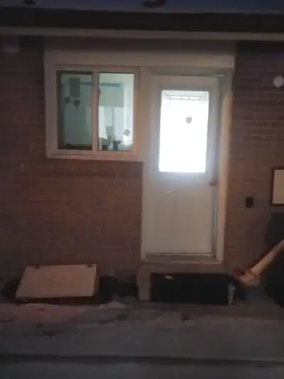 1 bedroom basement from 1st August
