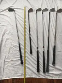 Various brand names golf clubs for sale 