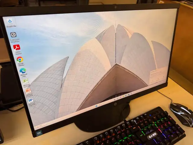 HP 22 All-in-One PC | Intel N100 | 8GB RAM | 256GB  SSD | WiN11 in Desktop Computers in Edmonton - Image 3