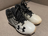 Underarmour baseball cleats youth size 12