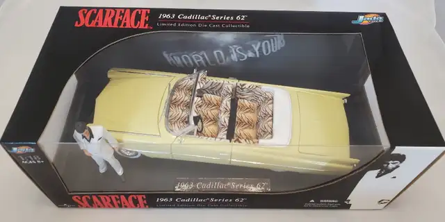 1:18 Jada Scarface 1963 Cadillac Series 62 Tony Montana Figure