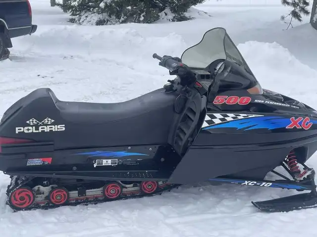 1999 Polaris Indy XC 500 in Snowmobiles in Kingston - Image 3