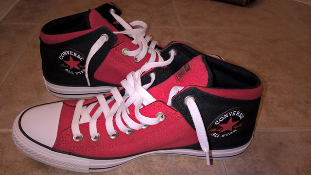 New Converse shoes, size 9.5 men and 11.5 women. in Men's Shoes in Oshawa / Durham Region