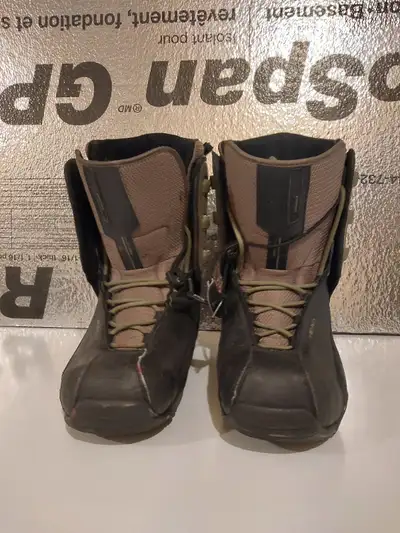 Size 11 And 1/2 Snowboard Boots, View more
