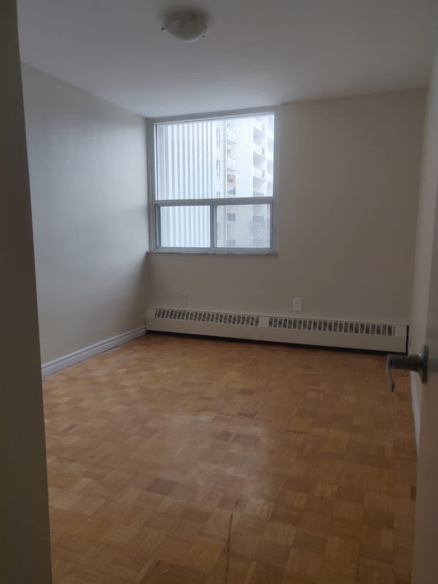 Room for rent all inclusive (Boy preferred) Room Rentals & Roommates