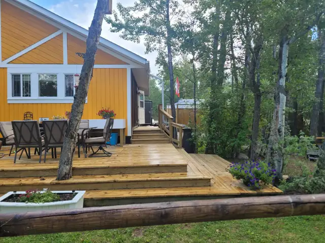 Lake front house short term rent in Alberta in Canada - Image 3