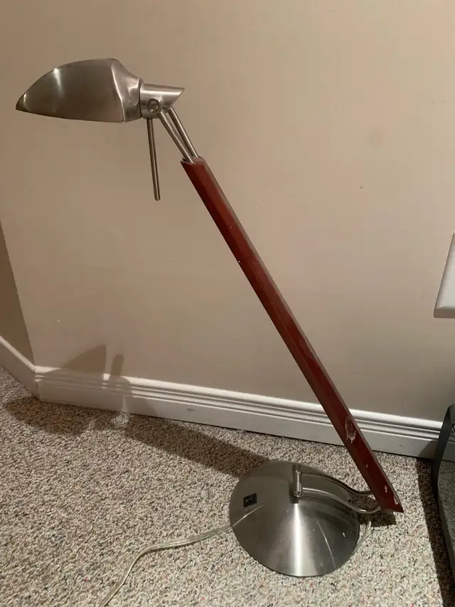 Desk lamp 