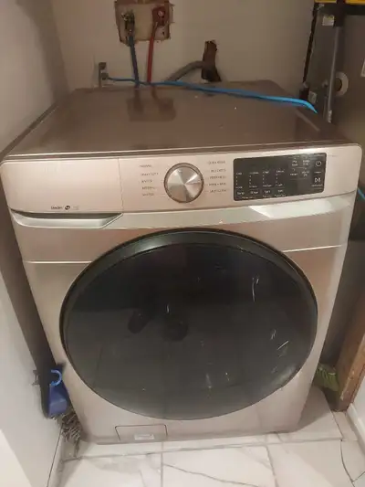 Laveuse sécheuse Samsung – Très propre, View more