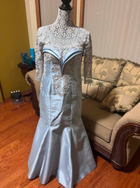 Mother of the Bride - light blue metallic (size 10)