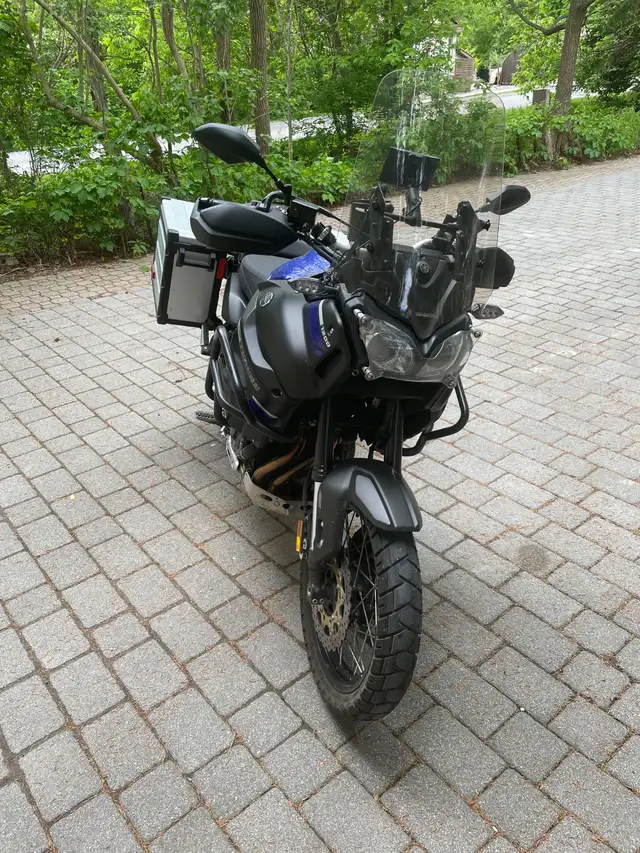2018 Yamaha Super Tenere ES 1200cc in Sport Touring in Ottawa - Image 4