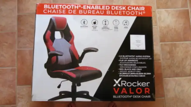 X Rocker Valor 2.0 Ergonomic Adjustable Swivel PC Gaming/Office in Chairs & Recliners in Cranbrook - Image 2