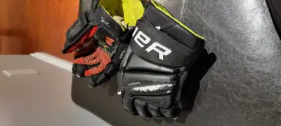 Bauer Hockey Gloves, View more