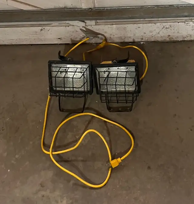 Dual Work Lights (No Stand) – Bright & Durable in Other in Saskatoon - Image 2