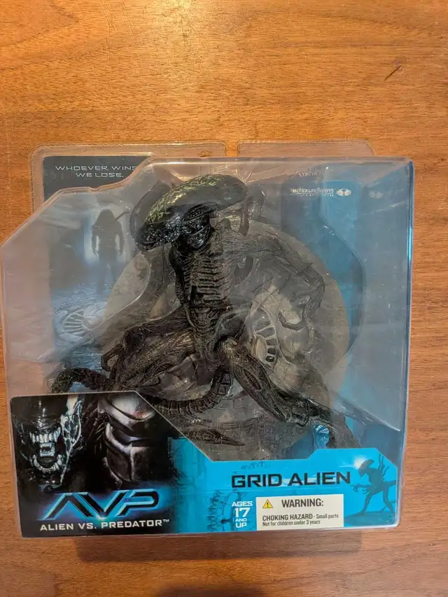 Grid Alien vs Predator Figure McFarlane Toys 2004 | Toys & Games ...