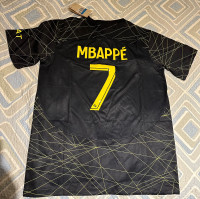 Mbappé PSG alternate jersey - medium