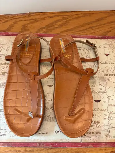 Sam Edelman Women's Naomi SandalsSelling a pair of gently used, View more