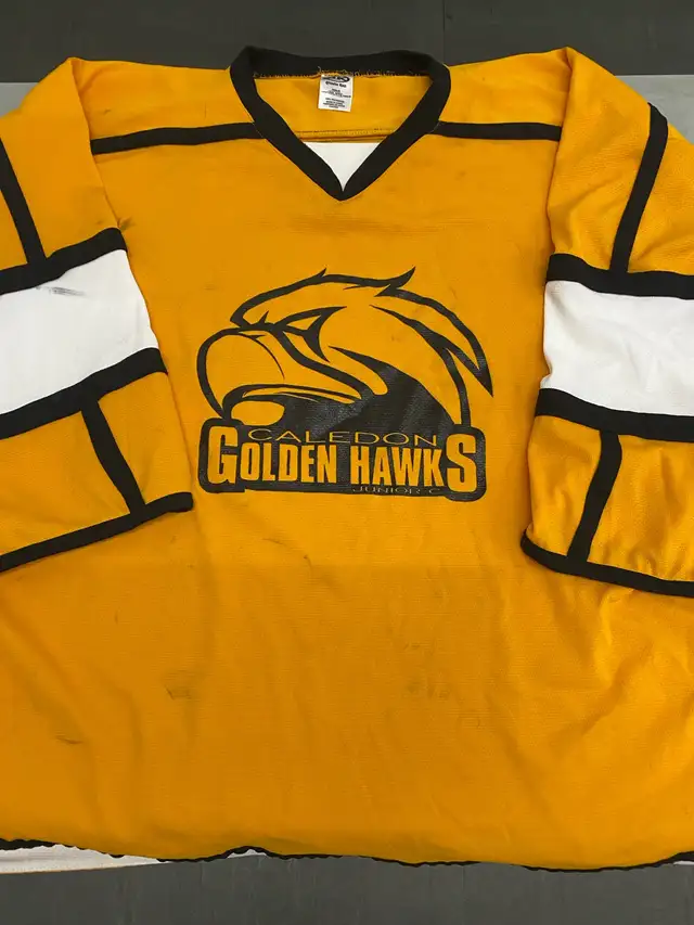 Caledon Golden Hawks game jersey (team set or individual) in Other in City of Toronto - Image 4