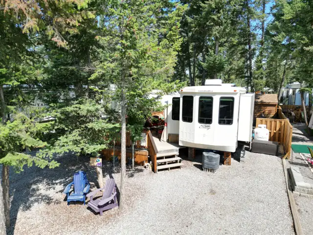 Beautiful RV Lot and Trailer located in Valley's Edge Resort63235121725953121