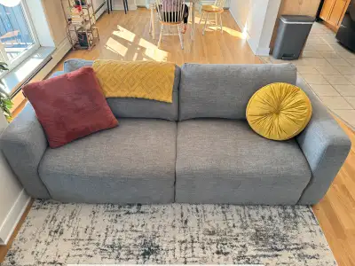 couch/sofa, View more