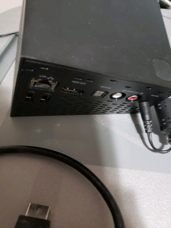 Boxee Box HD Media Player - D-Link  in General Electronics in Oakville / Halton Region - Image 4