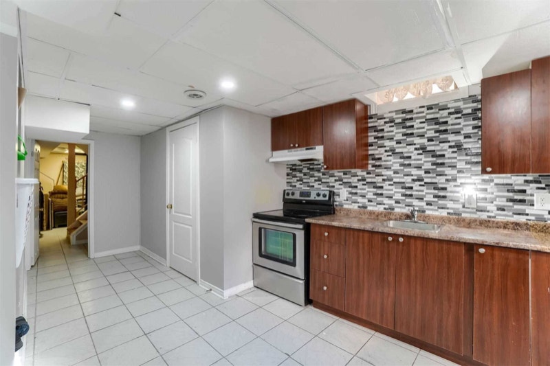 2 Bedroom Basement Available In Brampton Long Term Rentals Mississauga / Peel Region Kijiji