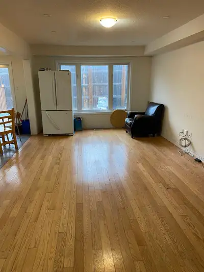 Location 1 min from 401 and 5 mins from doon campus.