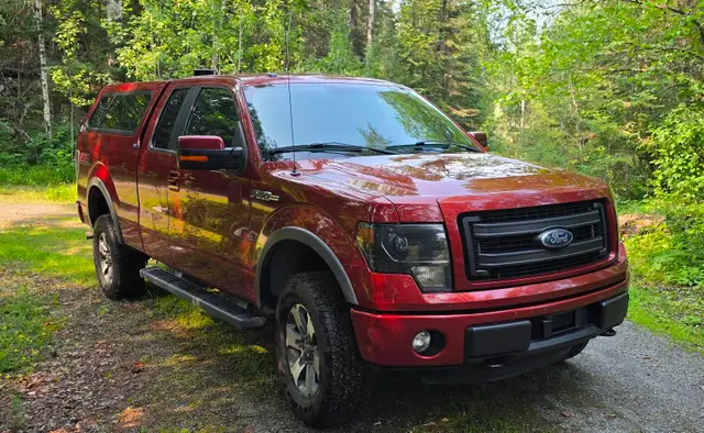 Ford F150 FX4, HEATED/ COOLED SEATS,Fully Loaded Mint Condition!