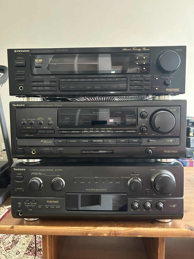 Stereo Receivers 3 Units in Stereo Systems & Home Theatre in City of Toronto