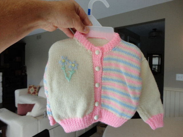 Brand New Baby Girl Knitted Wool Top 9-12 months in Clothing - 3-6 Months in Kitchener / Waterloo - Image 2