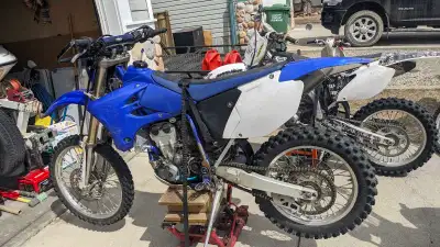 2006 Yamaha WR450F dirt bike for sale. I have been told you can get a light kit and ride them on the...