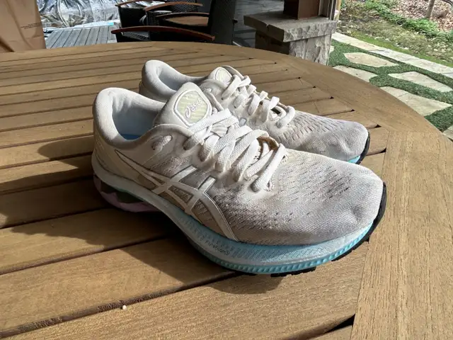 Asics Gel Kayano Running Shoes – Women’s Size 6.5 in Women's - Shoes in Markham / York Region - Image 8