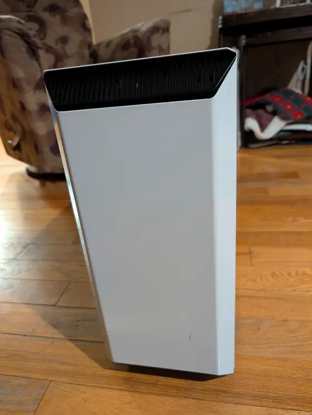 Phanteks Eclipse P300 White in System Components in Ottawa - Image 9